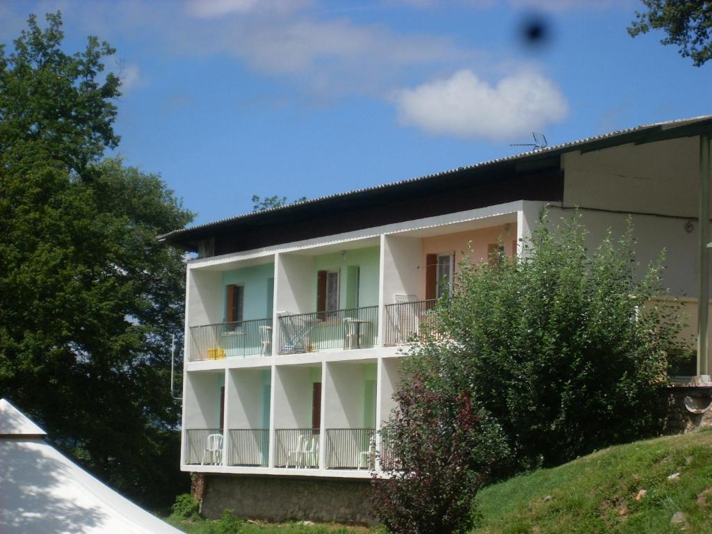 Les Chambres Et Studios Camping Parc De Paletes Сен-Жирон Номер фото